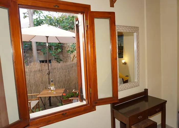 Katerina Traditional Rooms