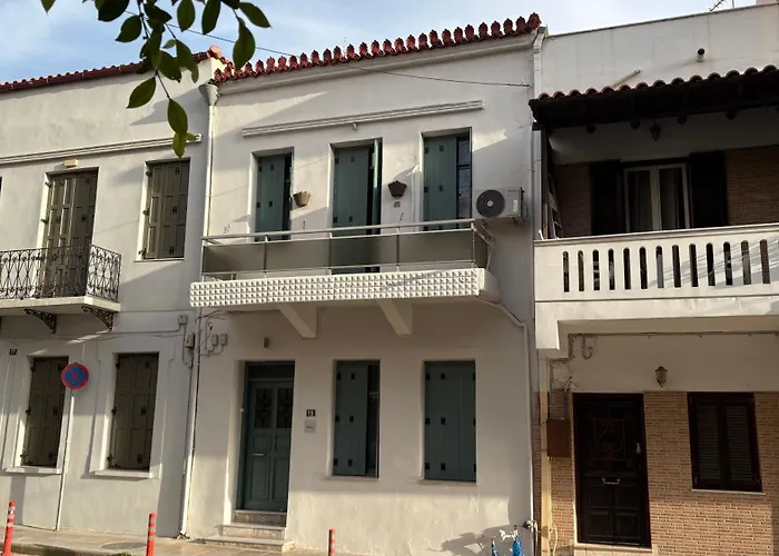 Lilian'S House